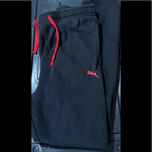 Puma Youth Size Large Boy’s Black Joggers Track Pants Jogging Pants, EUC - Picture 4 of 4